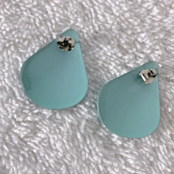 Vintage Light blue Painted Metal Teardrop Shaped Clip On  Earrings - Picture 2 of 6